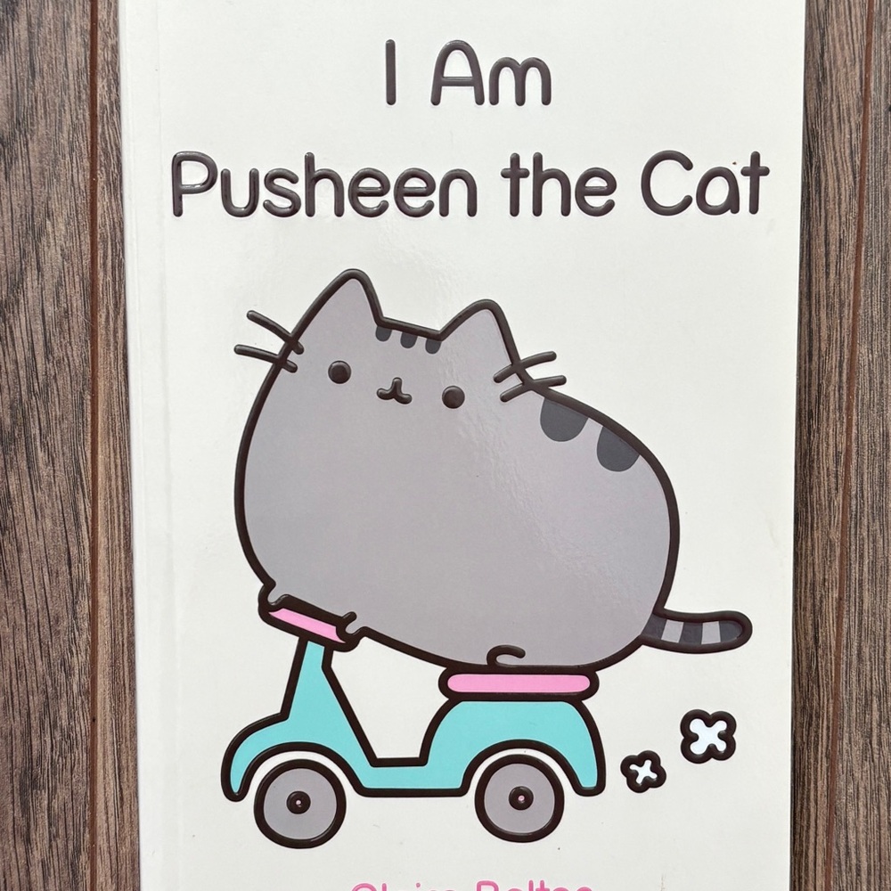 Pusheen the Cat Book